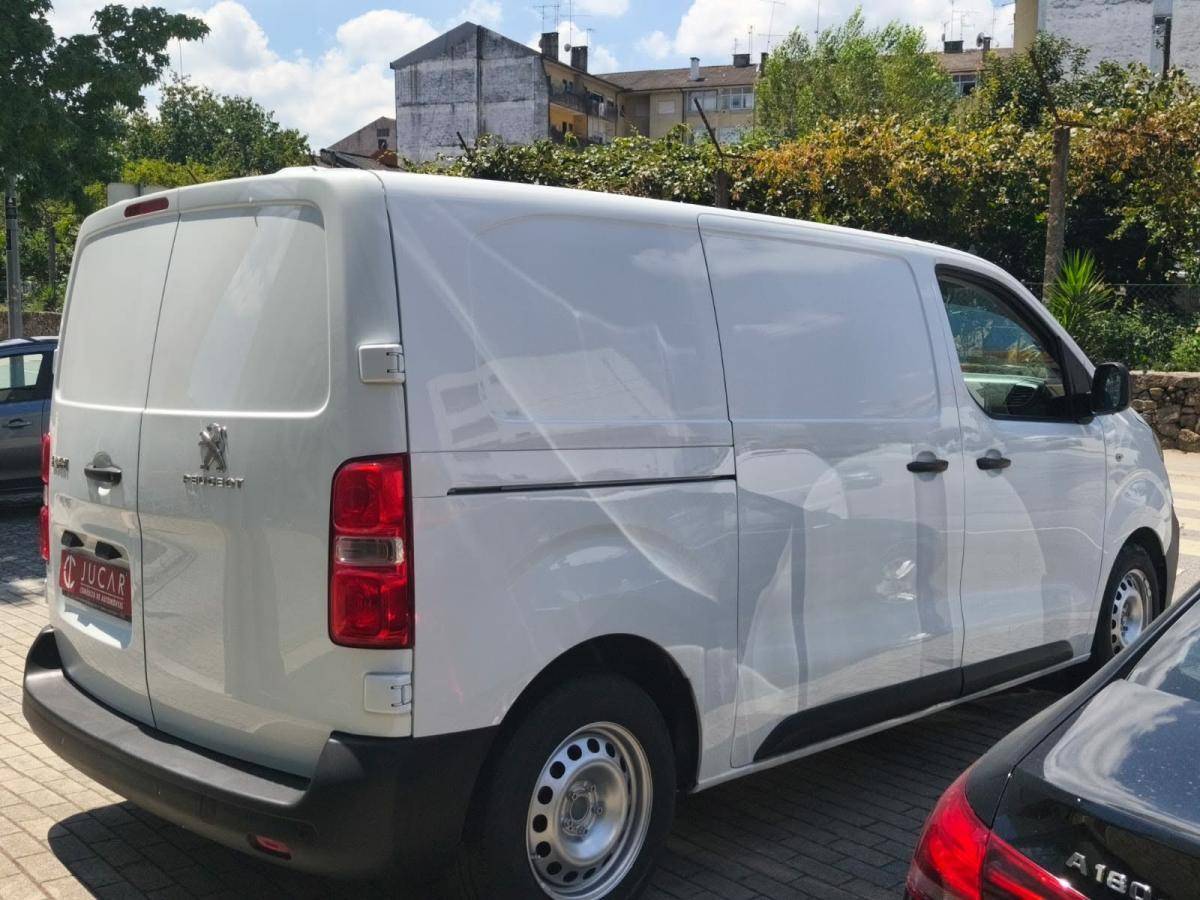 peugeot-expert-2020-diesel-1499cc