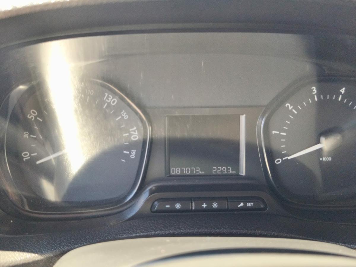 peugeot-expert-2020-diesel-1499cc