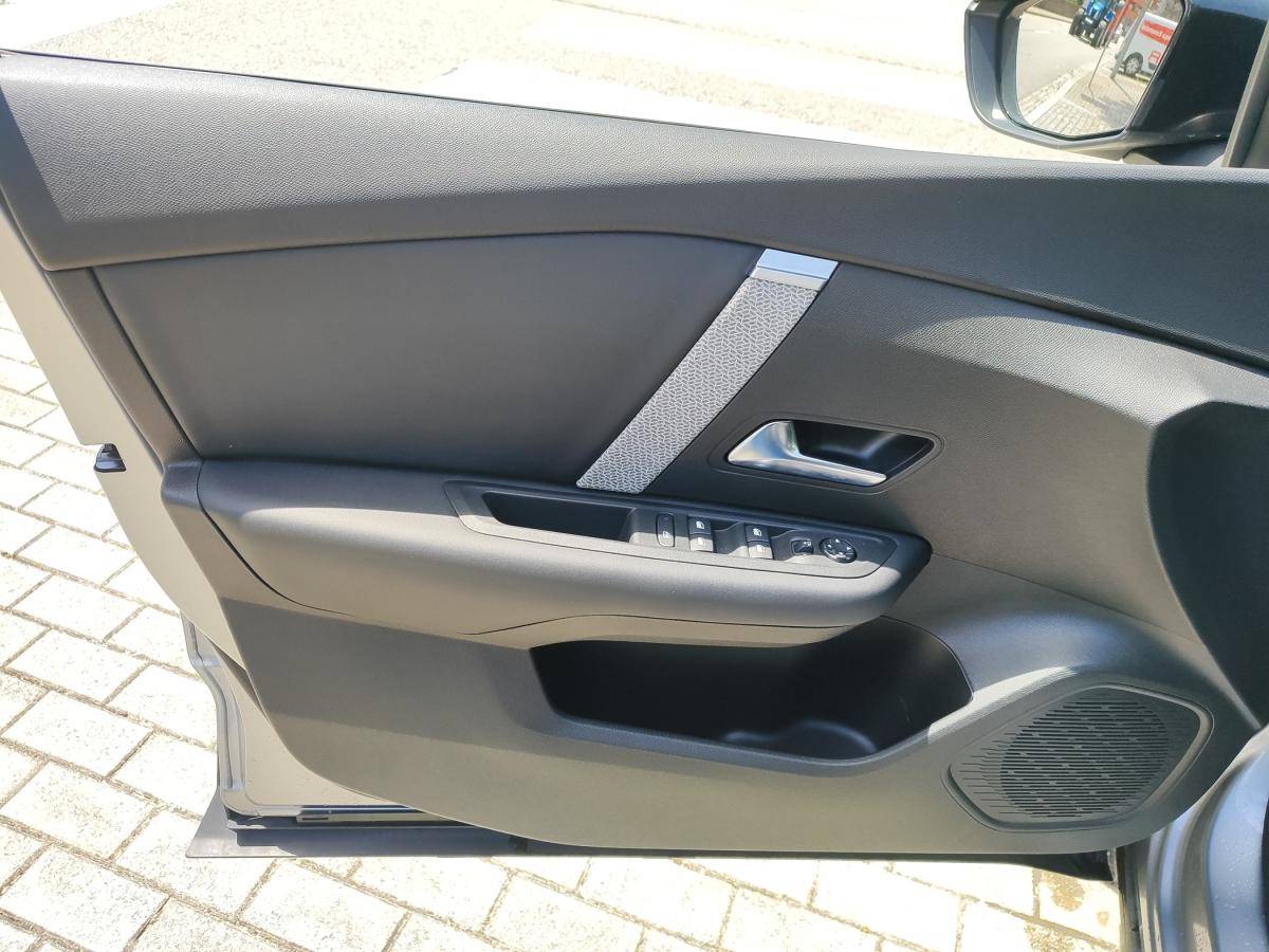citroen-c4-2023-diesel-1499cc