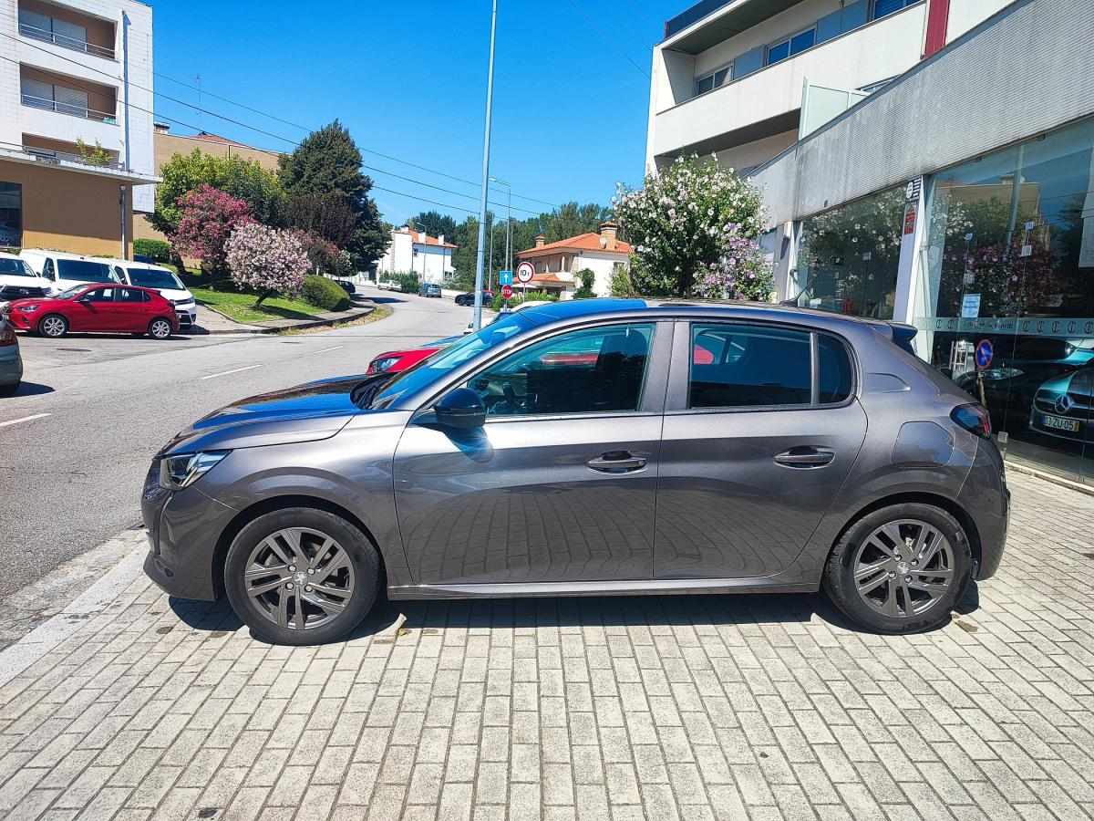 peugeot-208-2022-diesel-1499cc