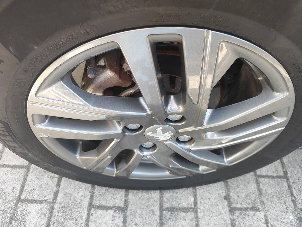 peugeot-208-2022-diesel-1499cc