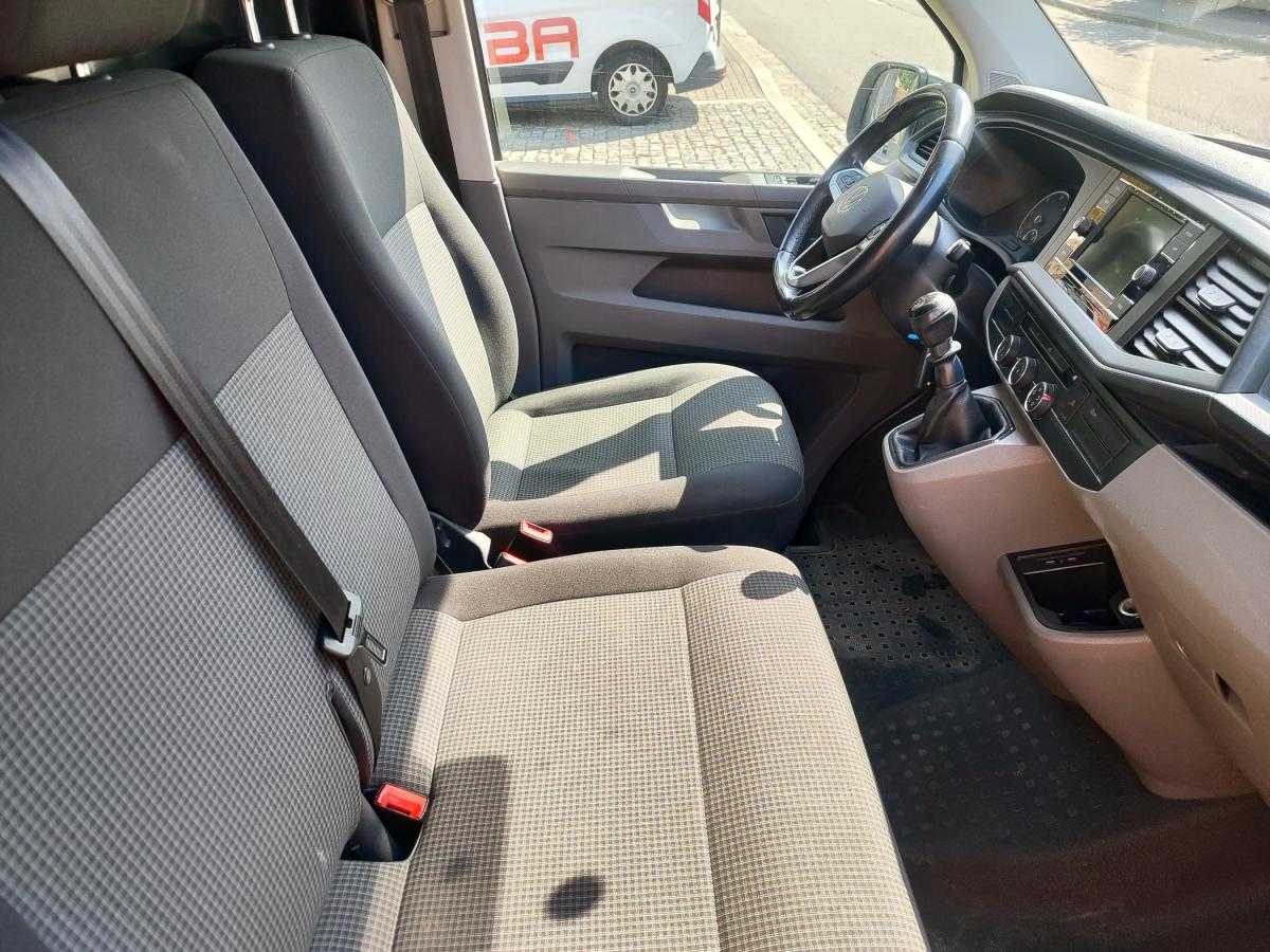 volkswagen-transporter-2021-diesel-1968cc