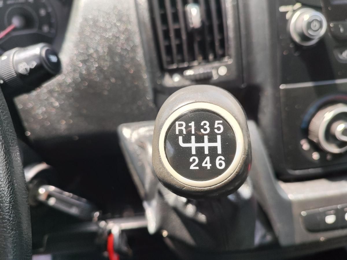 peugeot-boxer-2020-diesel-2179cc