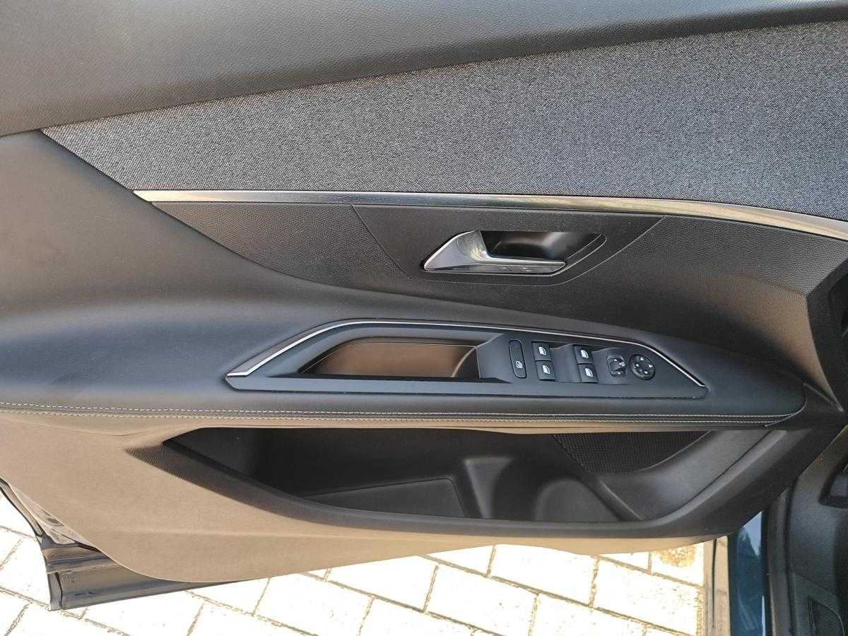 peugeot-3008-2021-hibrido-a-gasolina-1598cc