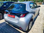 toyota-yaris-2022-hibrido-a-gasolina-1490cc