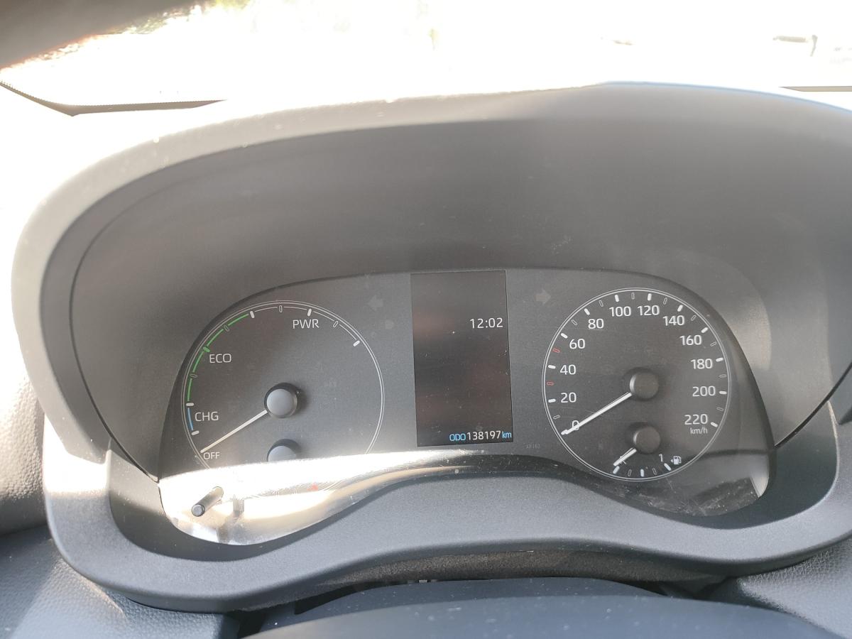 toyota-yaris-2022-hibrido-a-gasolina-1490cc