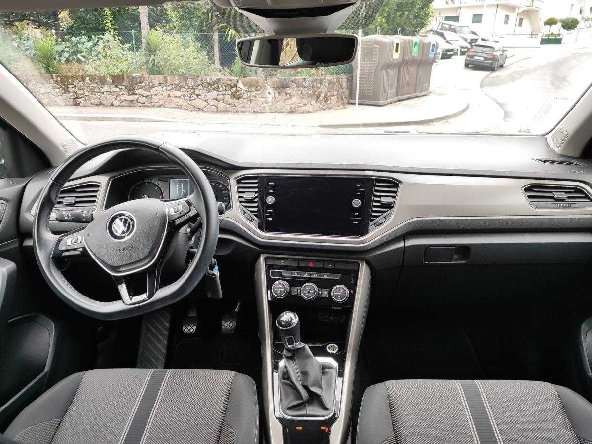 volkswagen-t-roc-2020-diesel-1598cc