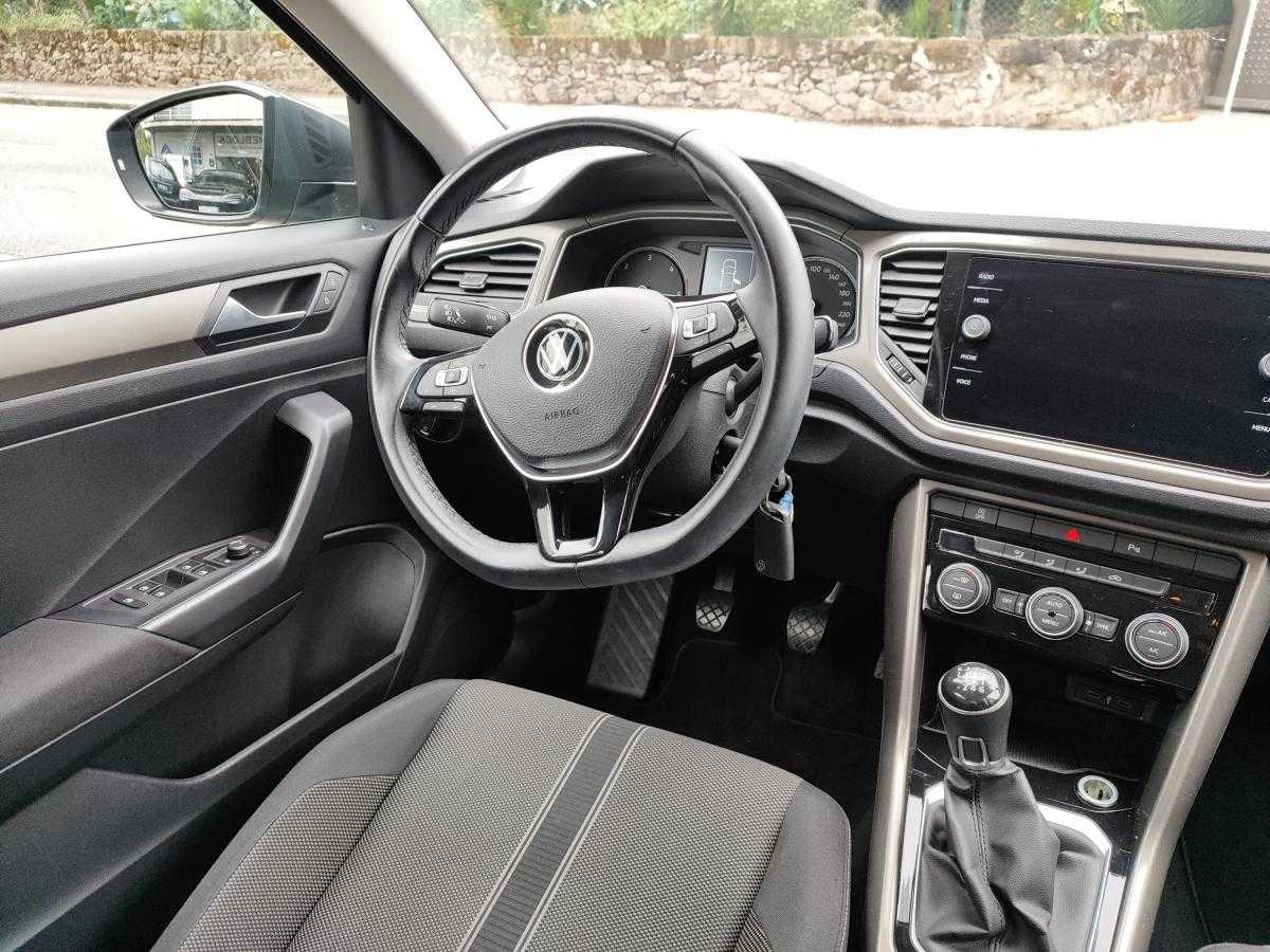 volkswagen-t-roc-2020-diesel-1598cc