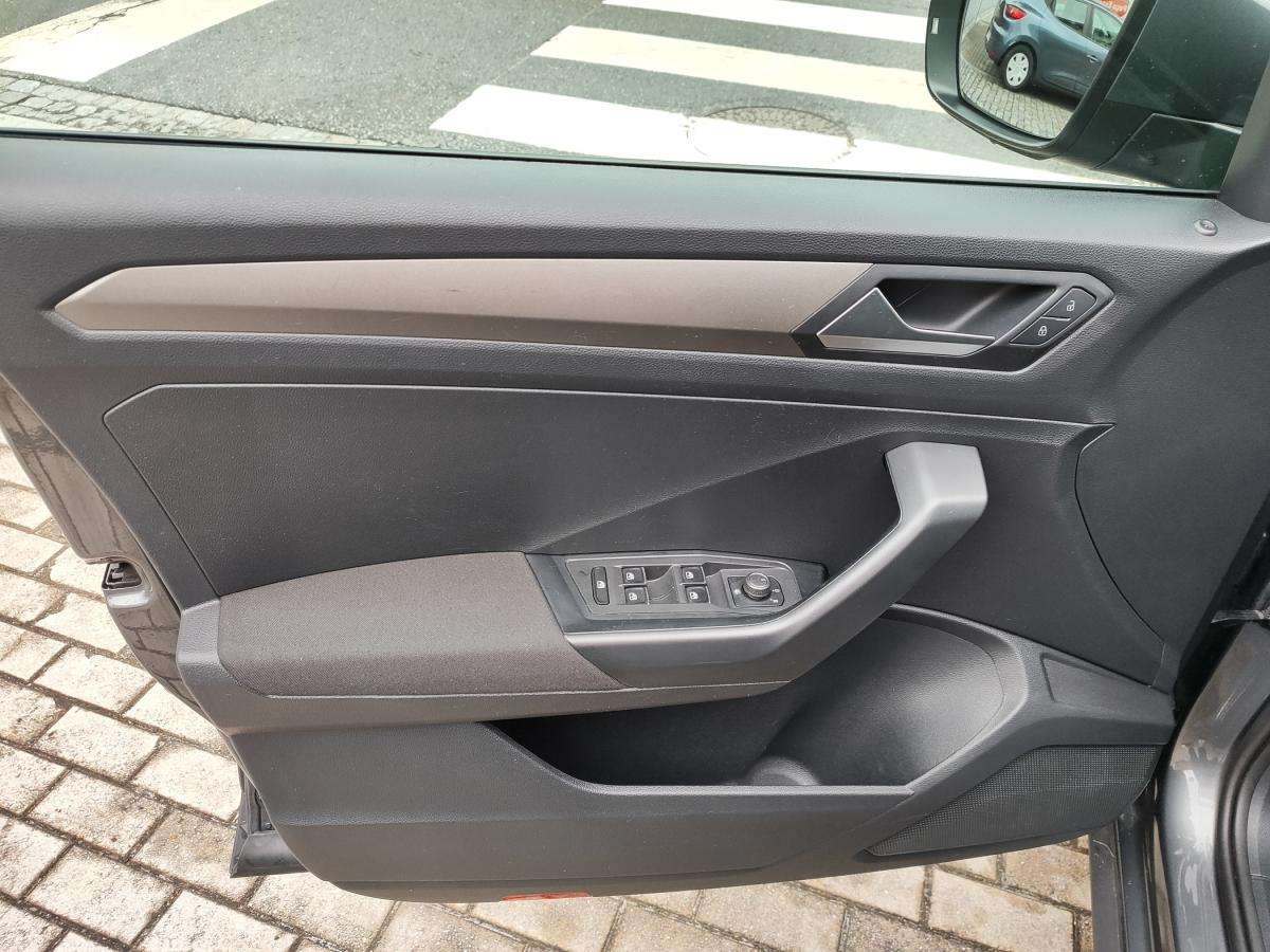 volkswagen-t-roc-2020-diesel-1598cc