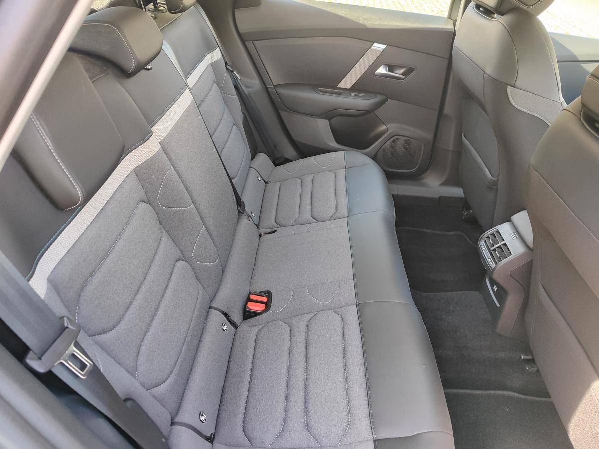 citroen-c4-2023-diesel-1499cc