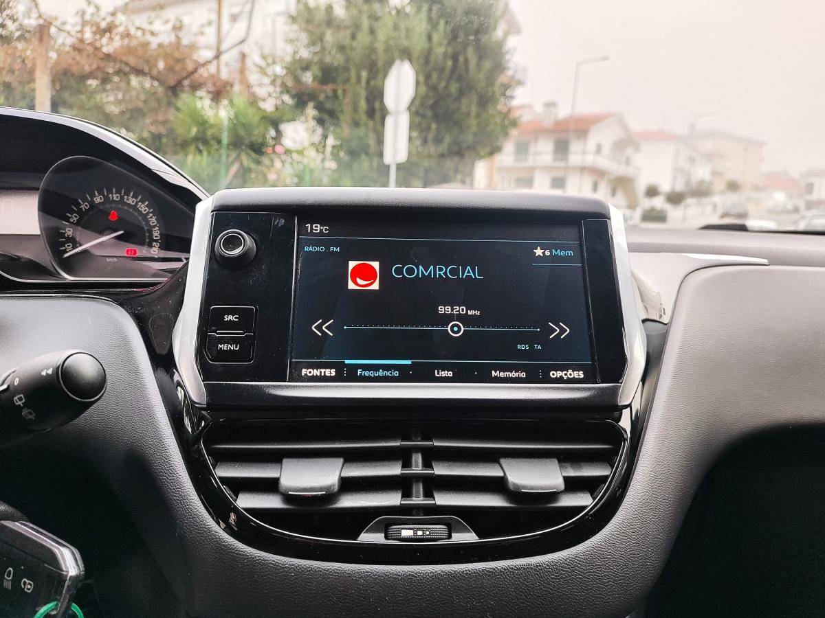 peugeot-208-2019-diesel-1499cc
