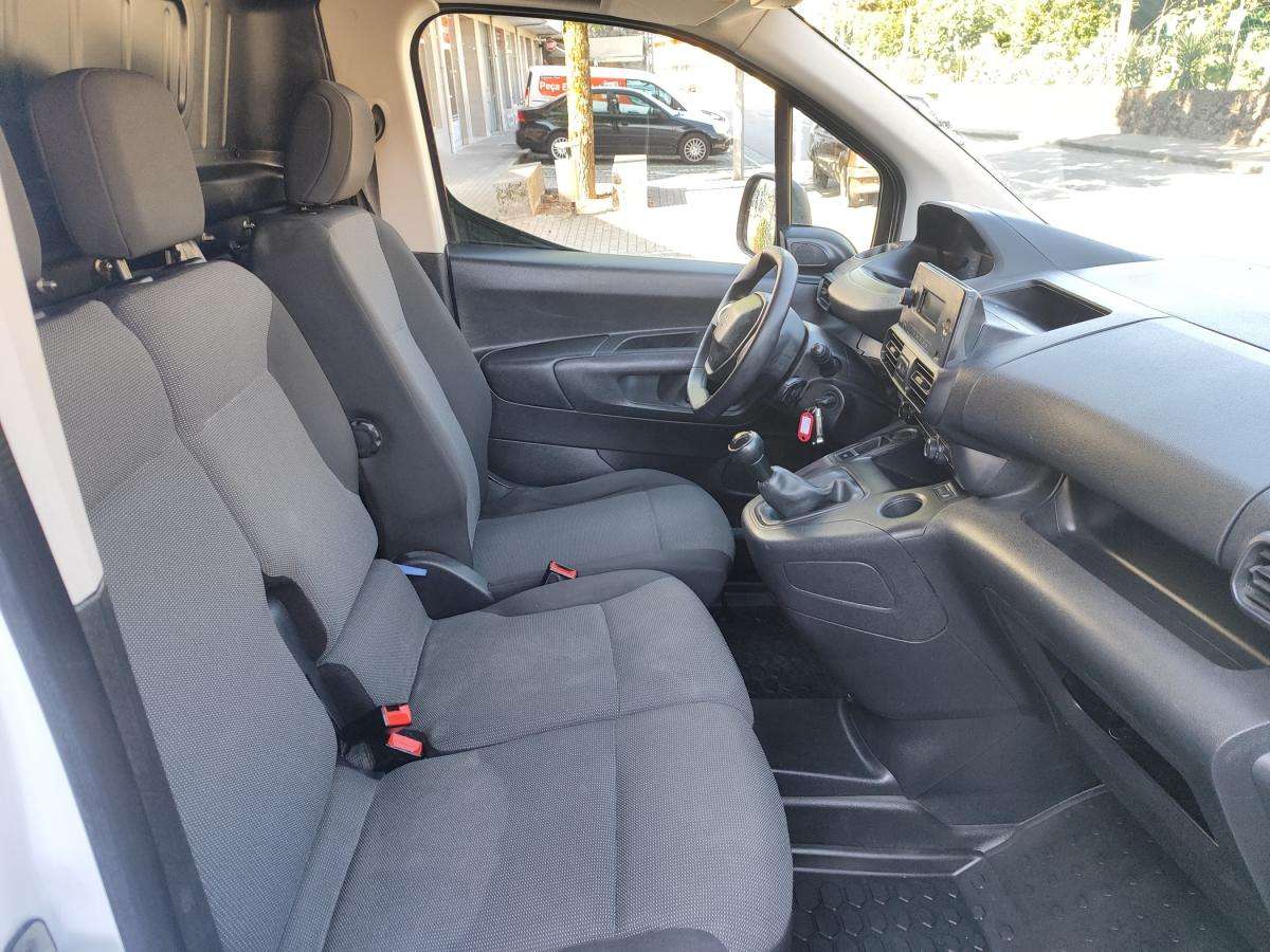 peugeot-partner-2021-diesel-1499cc