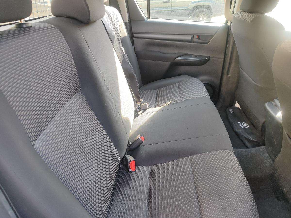 toyota-hilux-2023-diesel-2393cc