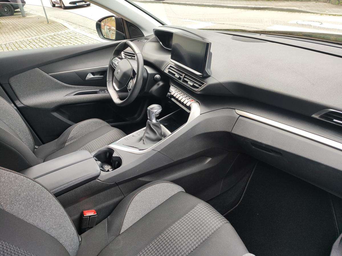 peugeot-3008-2022-diesel-1499cc