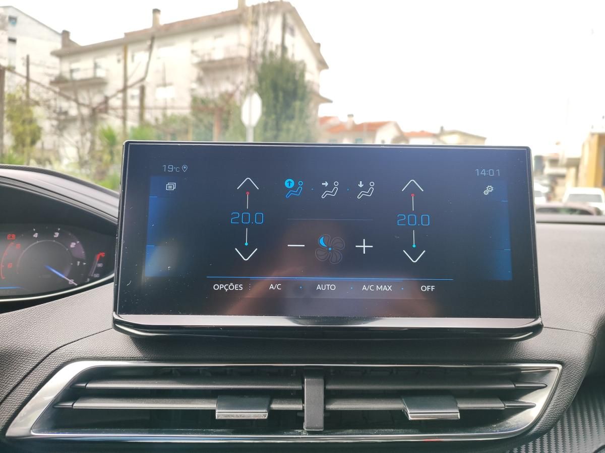 peugeot-3008-2022-diesel-1499cc