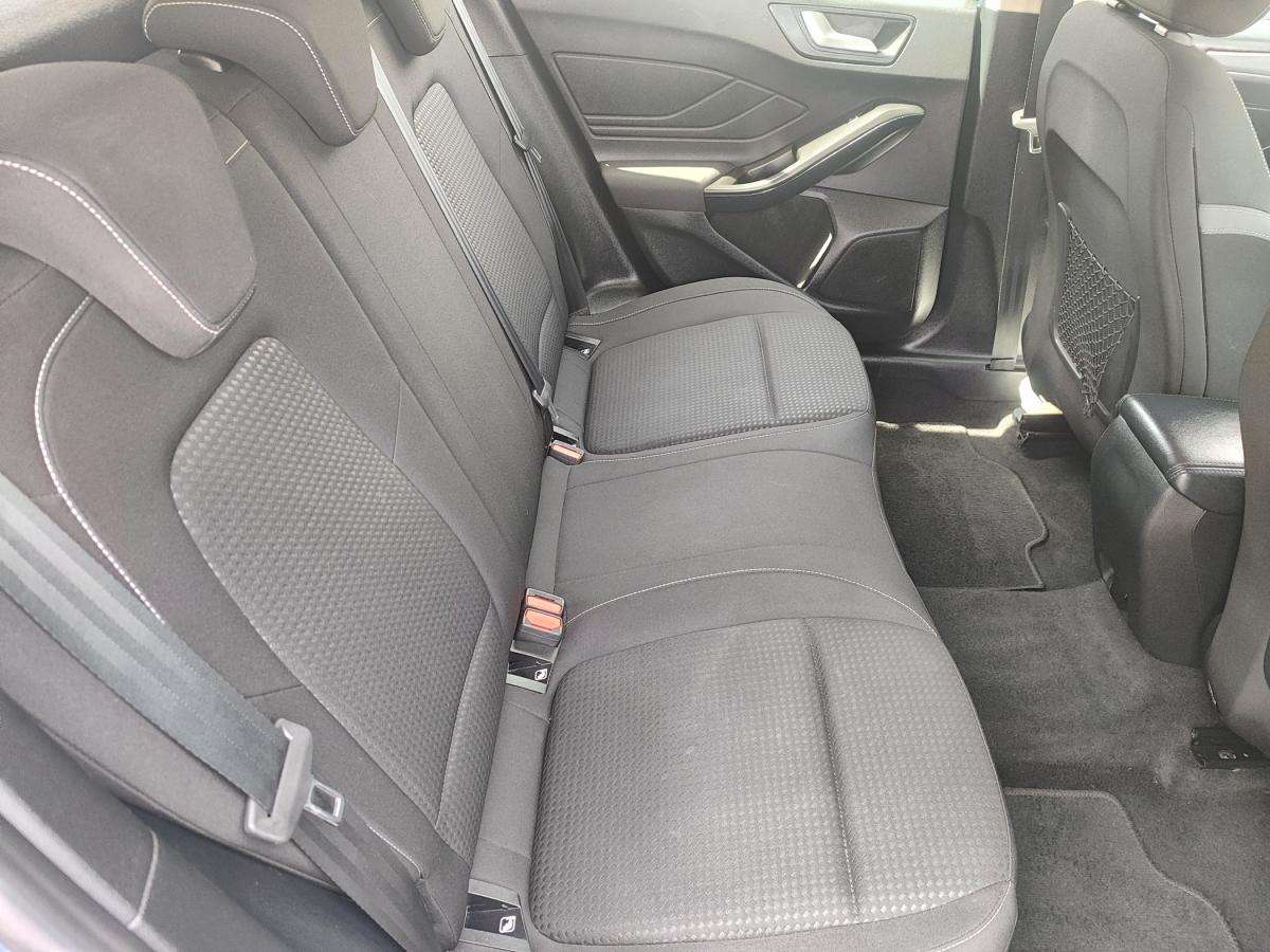 ford-focus-2022-diesel-1499cc