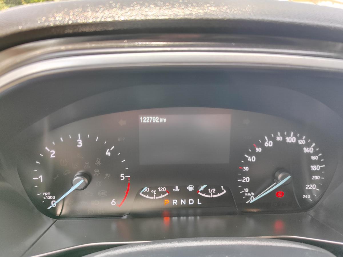 ford-focus-2022-diesel-1499cc