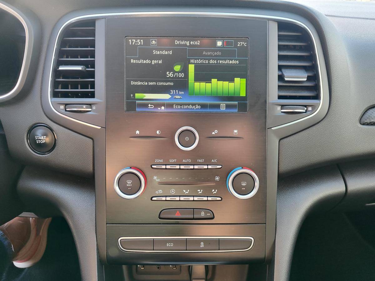 renault-megane-sport-tourer-2020-diesel-1461cc