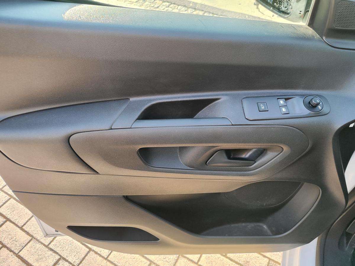toyota-proace-2023-diesel-1499cc