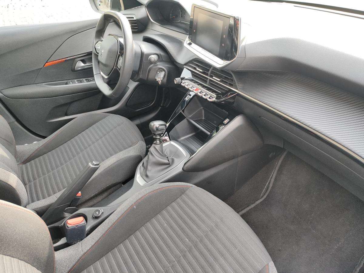 peugeot-208-2022-diesel-1499cc