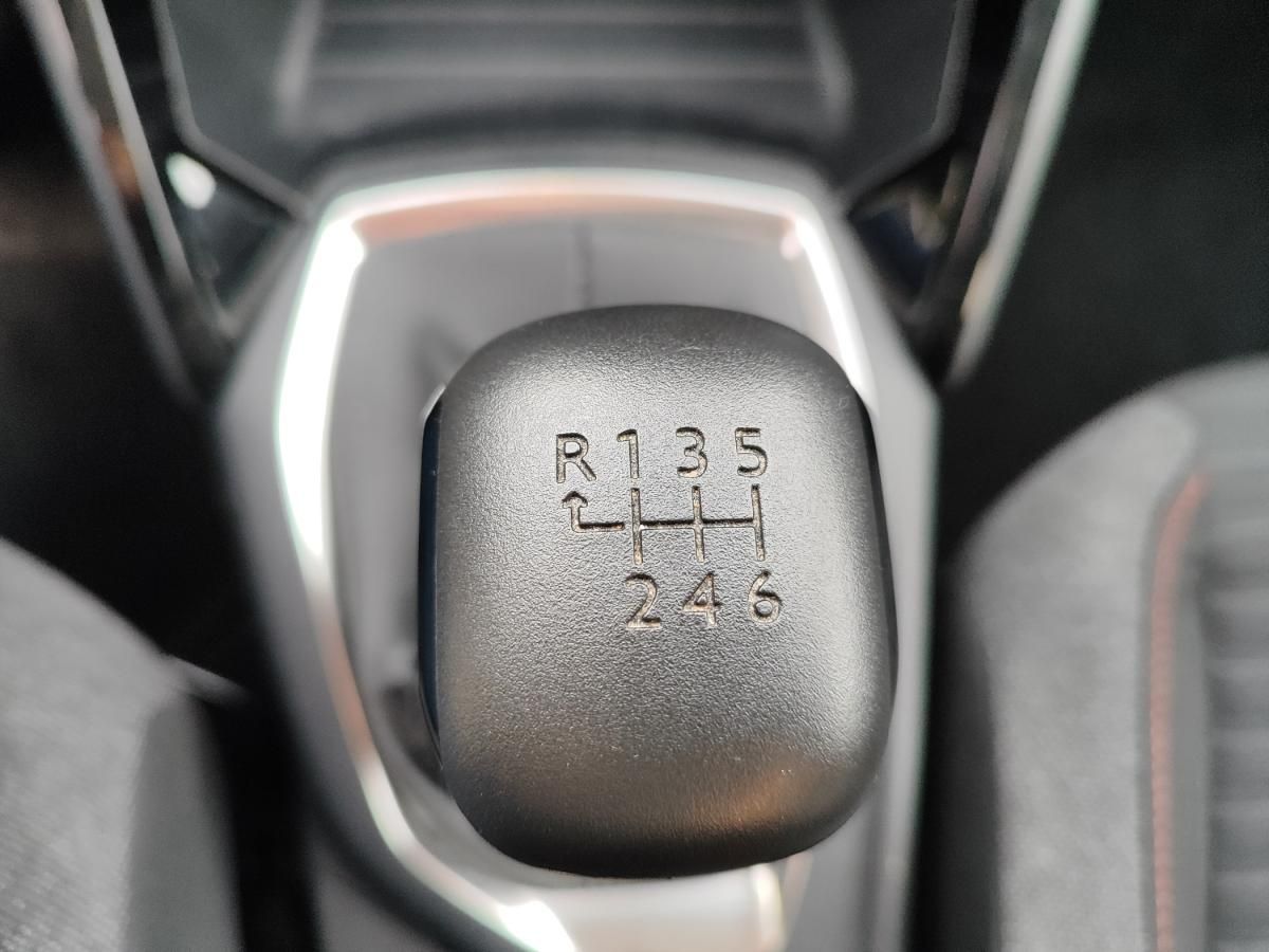 peugeot-208-2022-diesel-1499cc