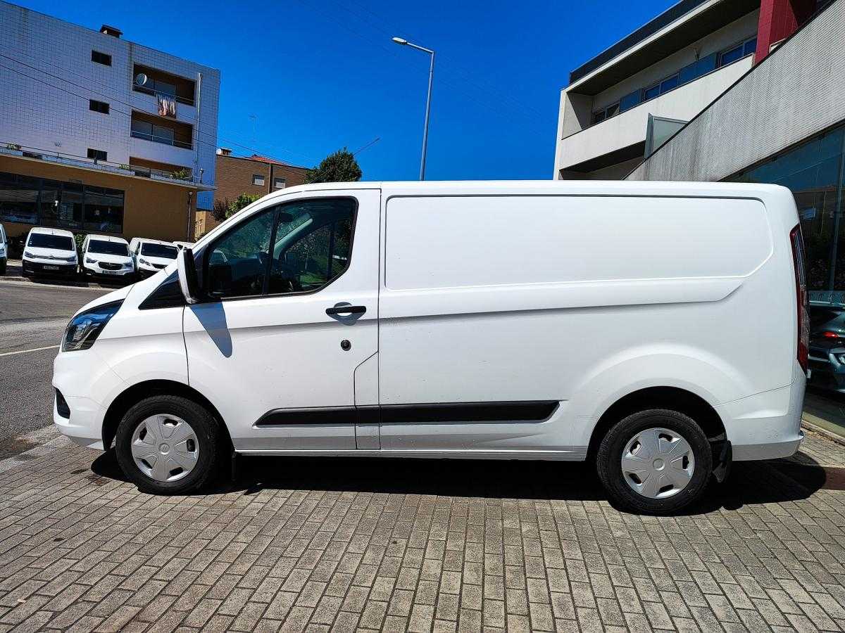 ford-transit-custom-2022-diesel-1995cc