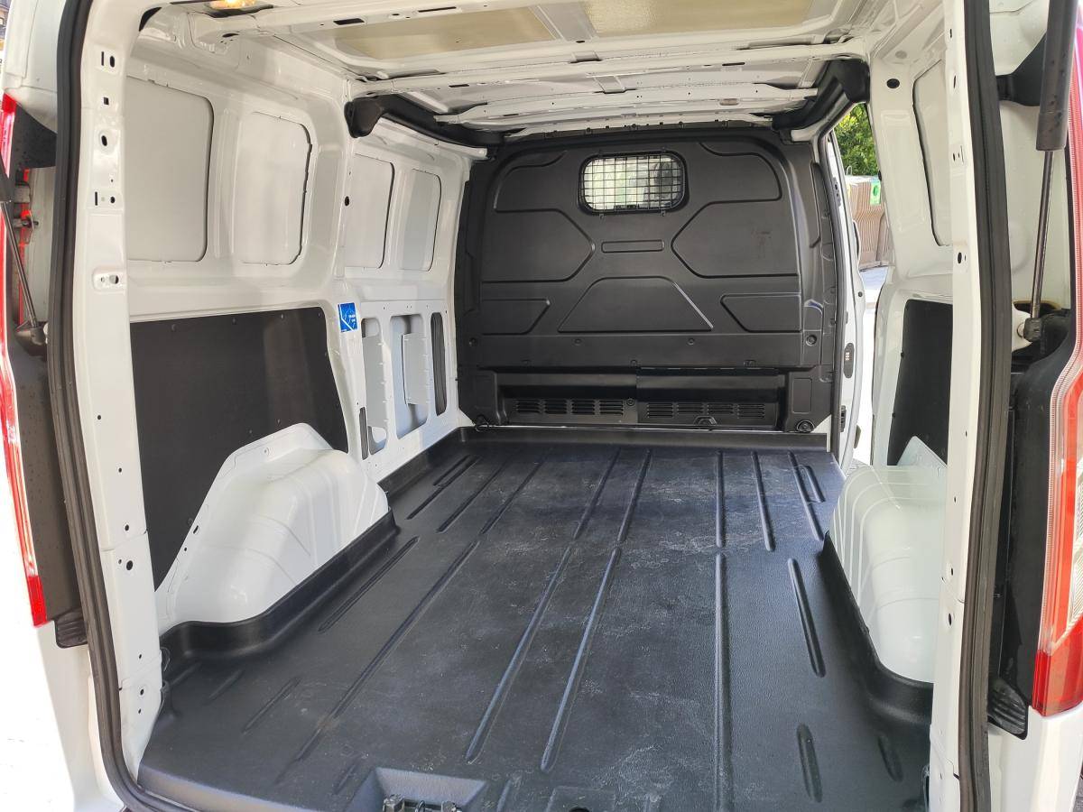 ford-transit-custom-2022-diesel-1995cc