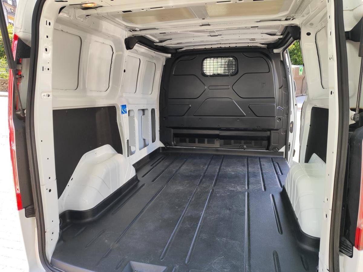 ford-transit-custom-2022-diesel-1995cc