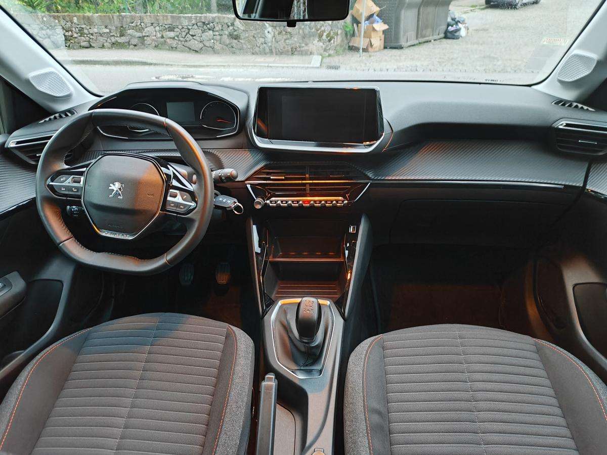 peugeot-208-2022-diesel-1499cc