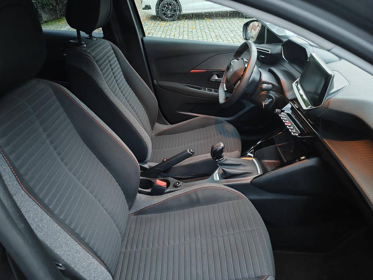 peugeot-208-2022-diesel-1499cc