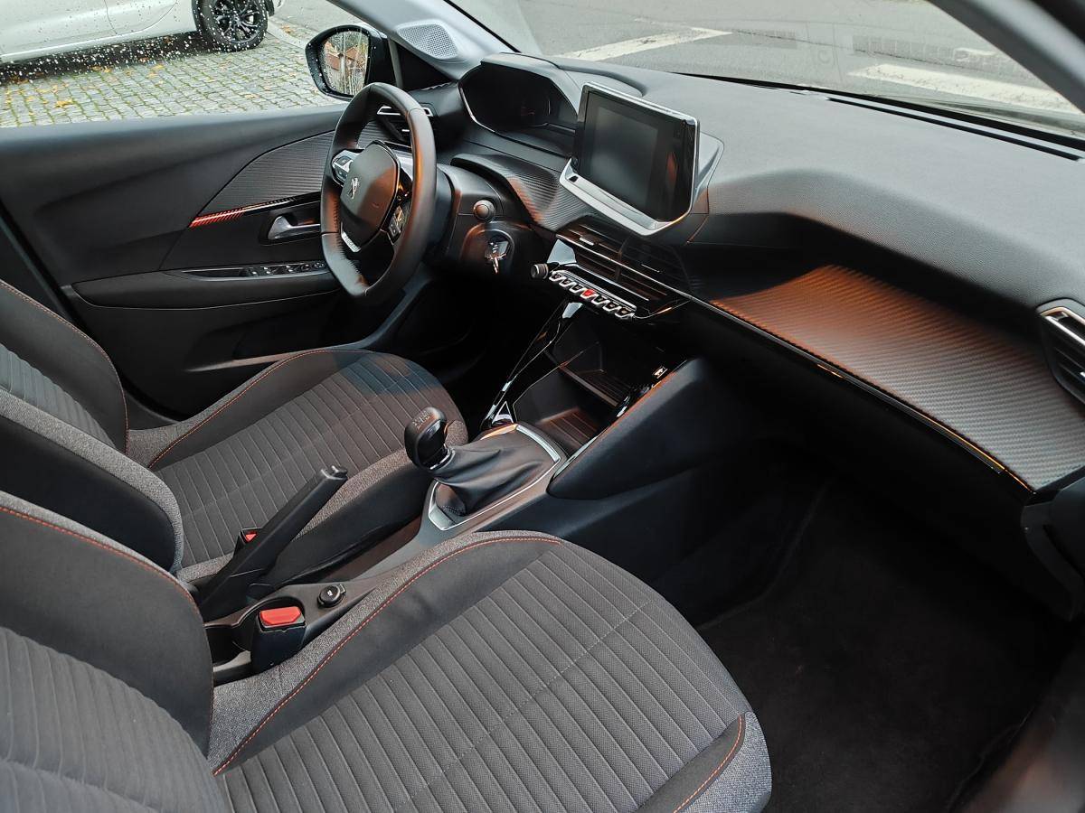 peugeot-208-2022-diesel-1499cc