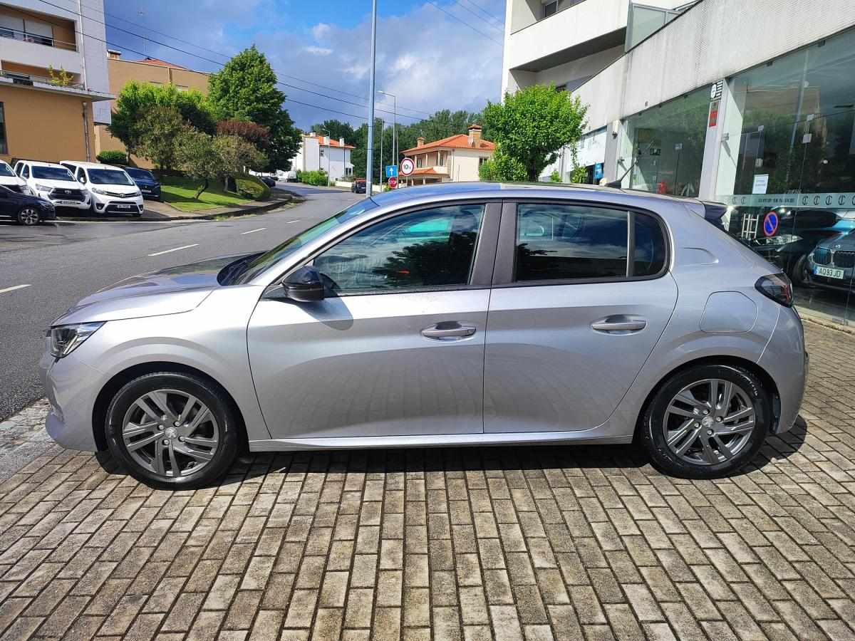peugeot-208-2022-diesel-1499cc