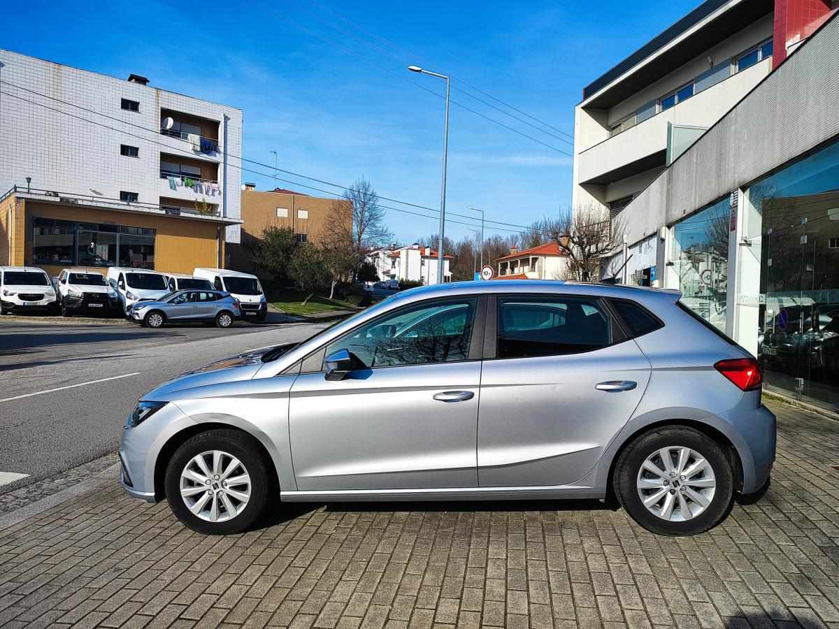 seat-ibiza-2023-gasolina-999cc