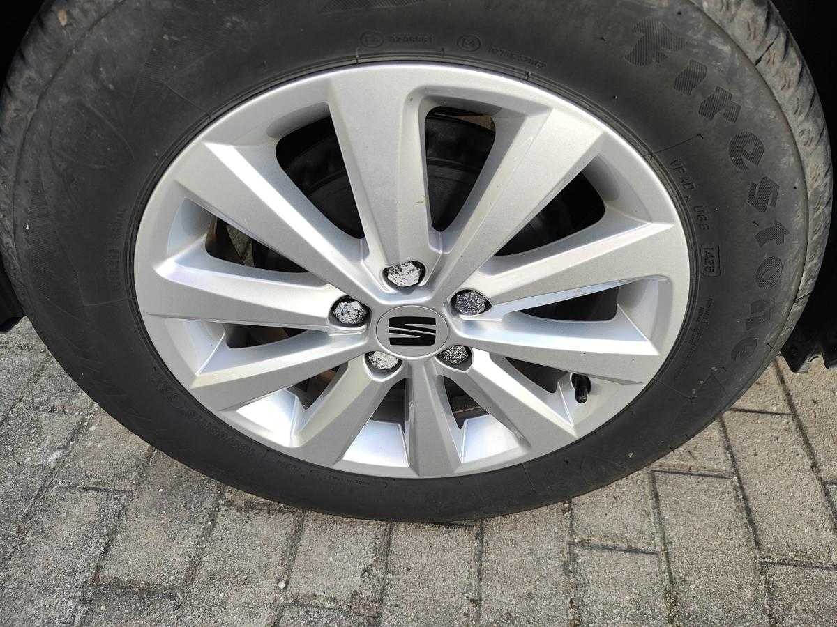 seat-ibiza-2023-gasolina-999cc