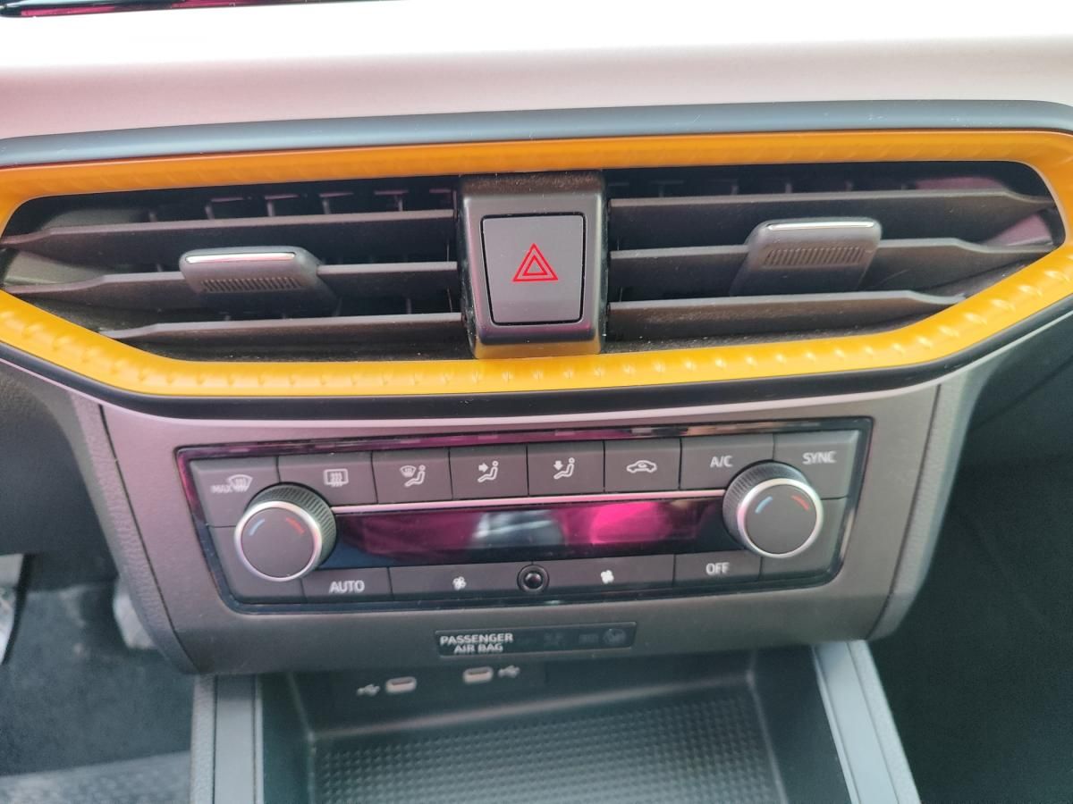 seat-ibiza-2023-gasolina-999cc