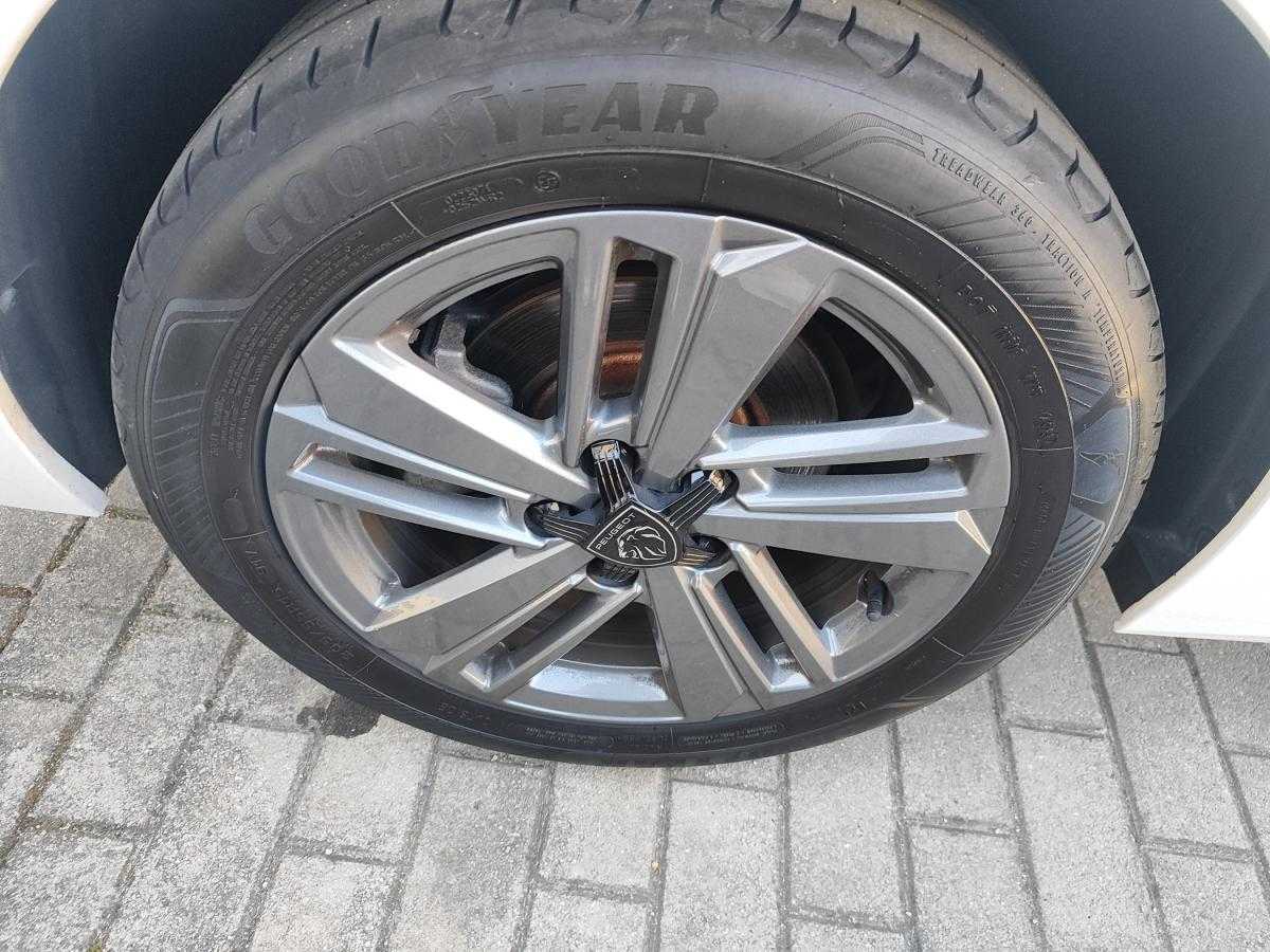 peugeot-308-2023-diesel-1499cc