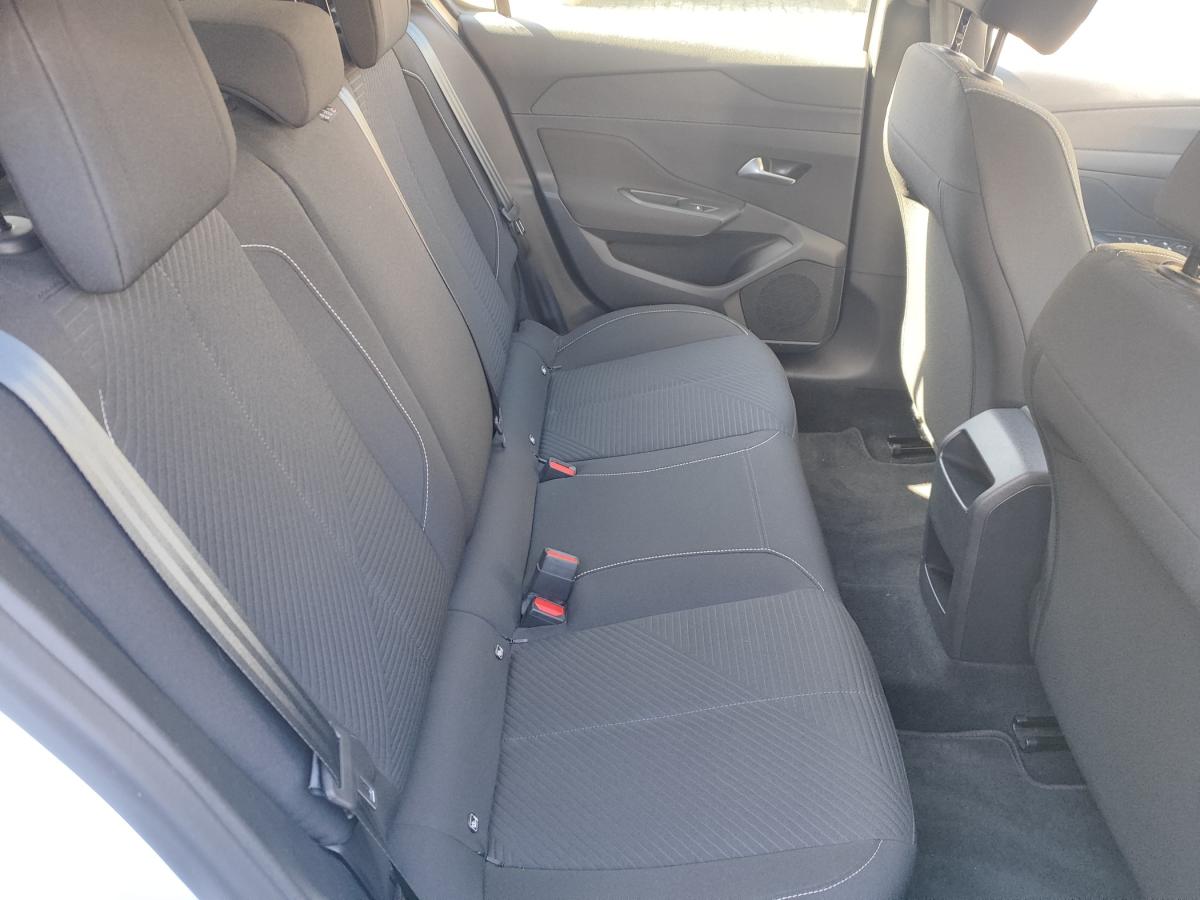 peugeot-308-2023-diesel-1499cc
