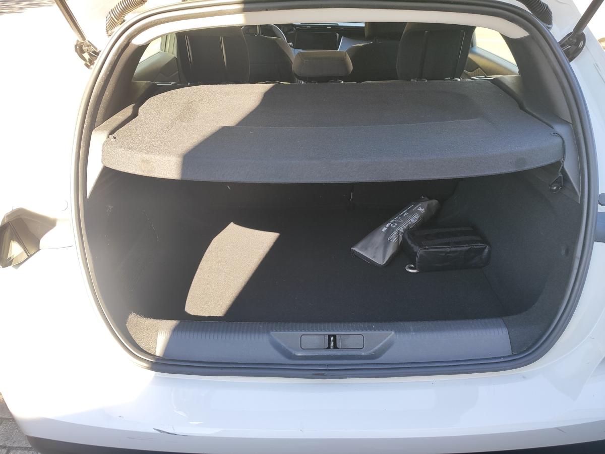 peugeot-308-2023-diesel-1499cc