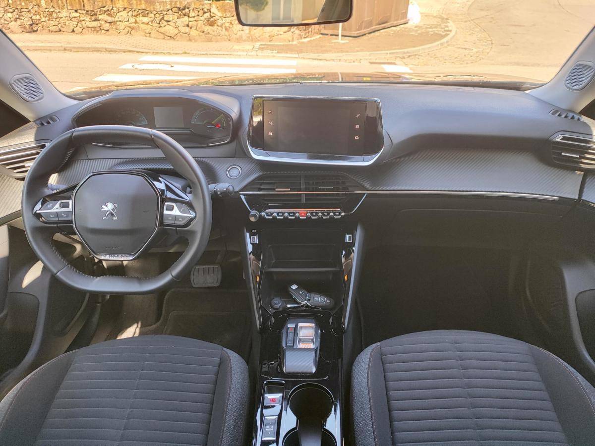 peugeot-2008-2022-eletrico-0cc