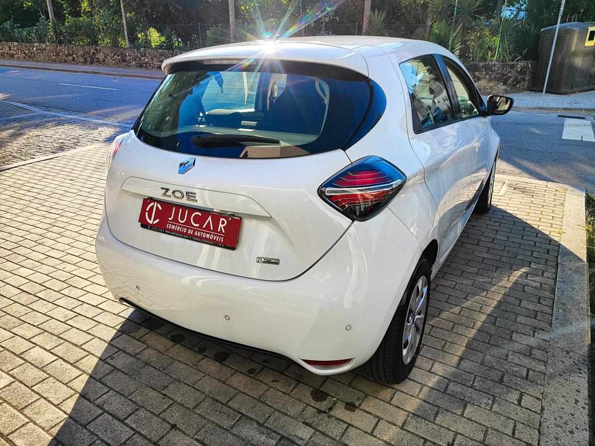 renault-zoe-2021-eletrico-0cc