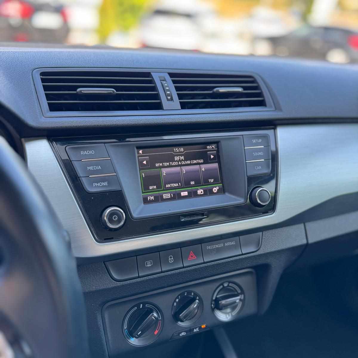 skoda-fabia-1-0-tsi-2018-gasolina-999cc