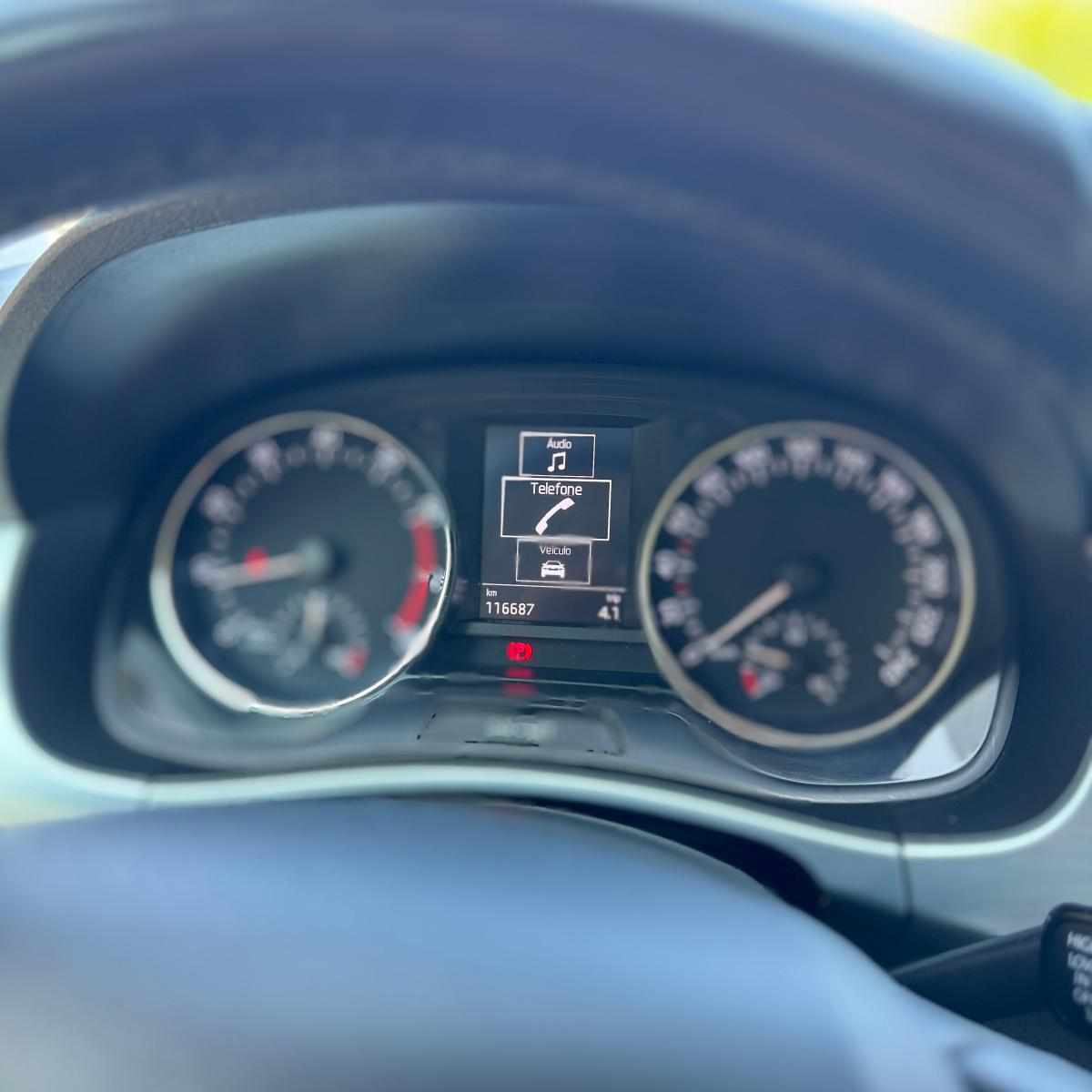 skoda-fabia-1-0-tsi-2018-gasolina-999cc