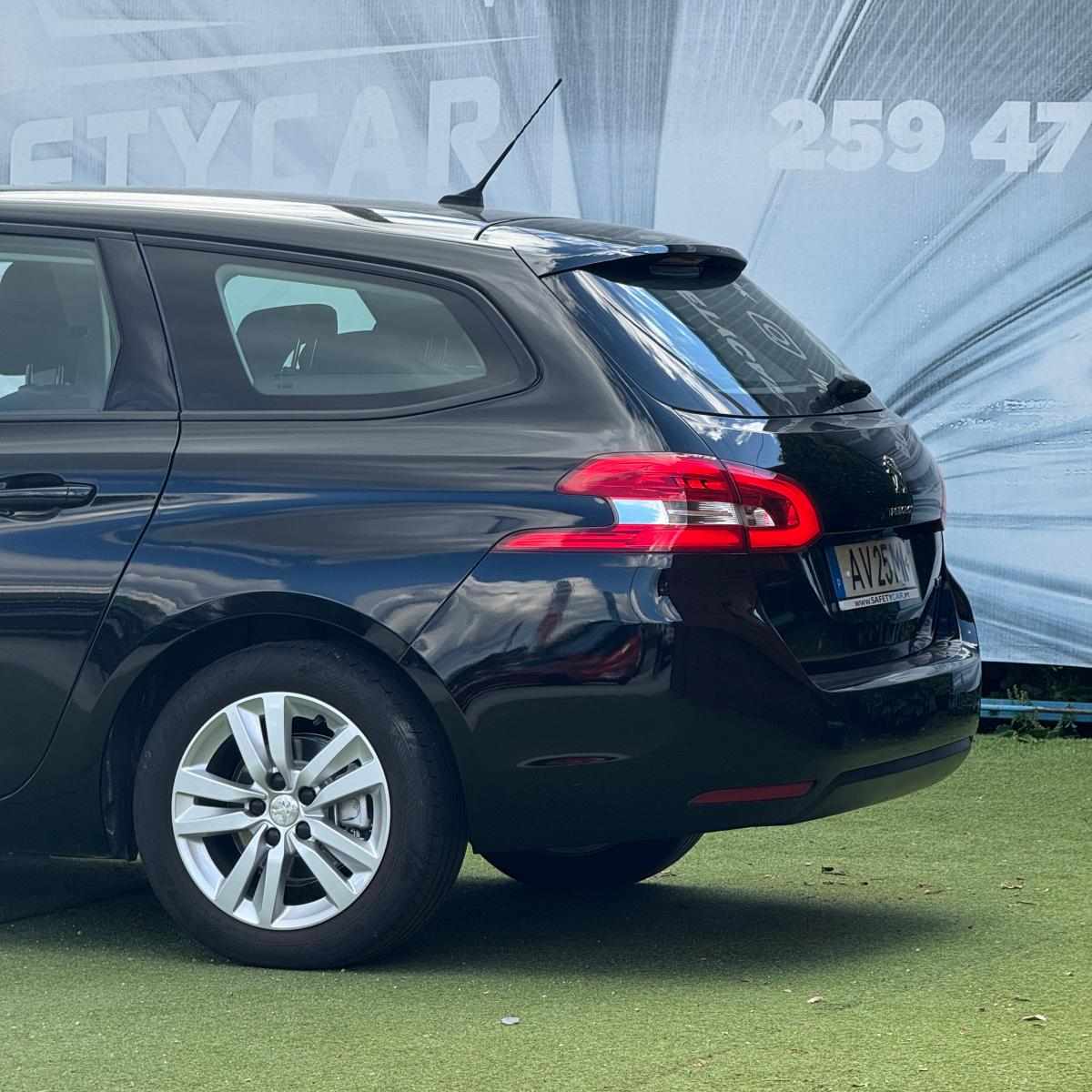 peugeot-308-sw-2018-diesel-1499cc
