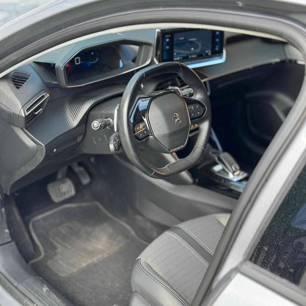 peugeot-208-1-2-puretech-2020-gasolina-1199cc