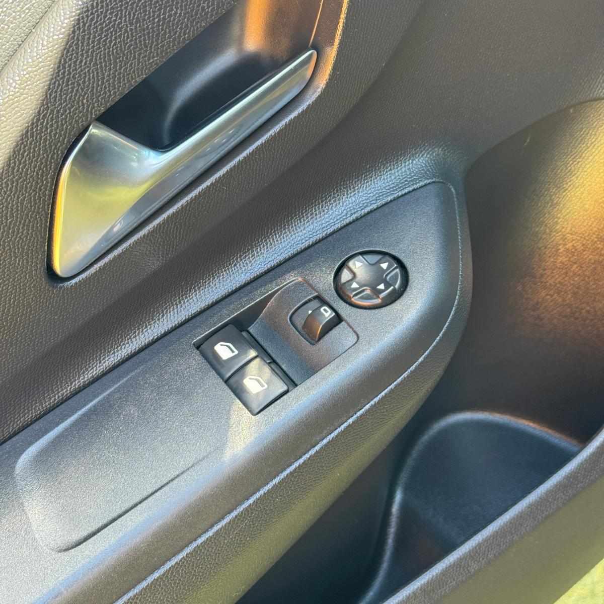 opel-corsa-1-2-2022-gasolina-1199cc