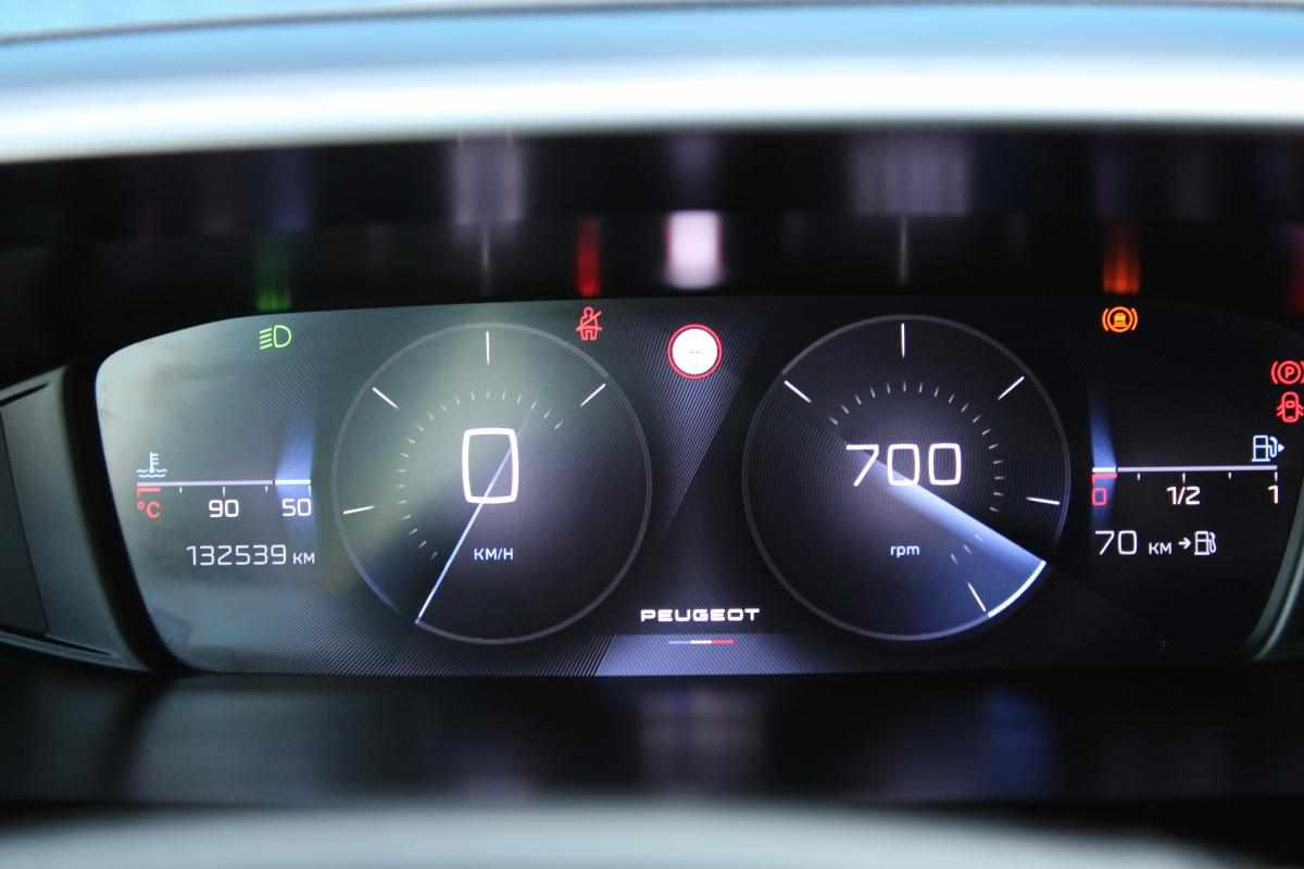 peugeot-308-1-5-bluehdi-2022-diesel-1499cc