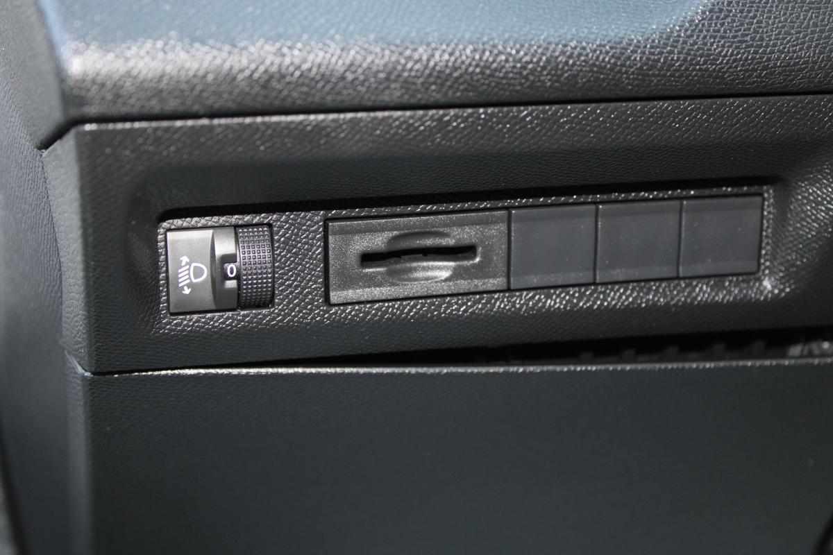 peugeot-308-1-5-bluehdi-2022-diesel-1499cc