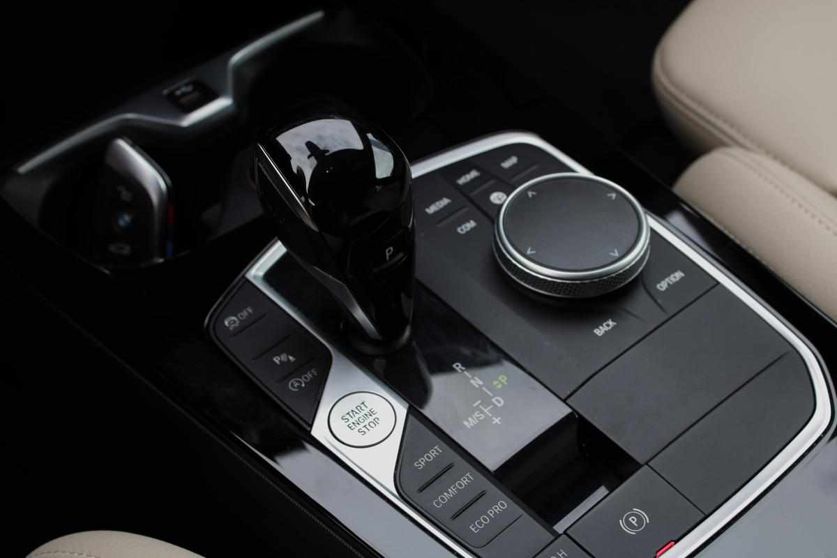 bmw-serie-2-216d-2021-diesel-1496cc
