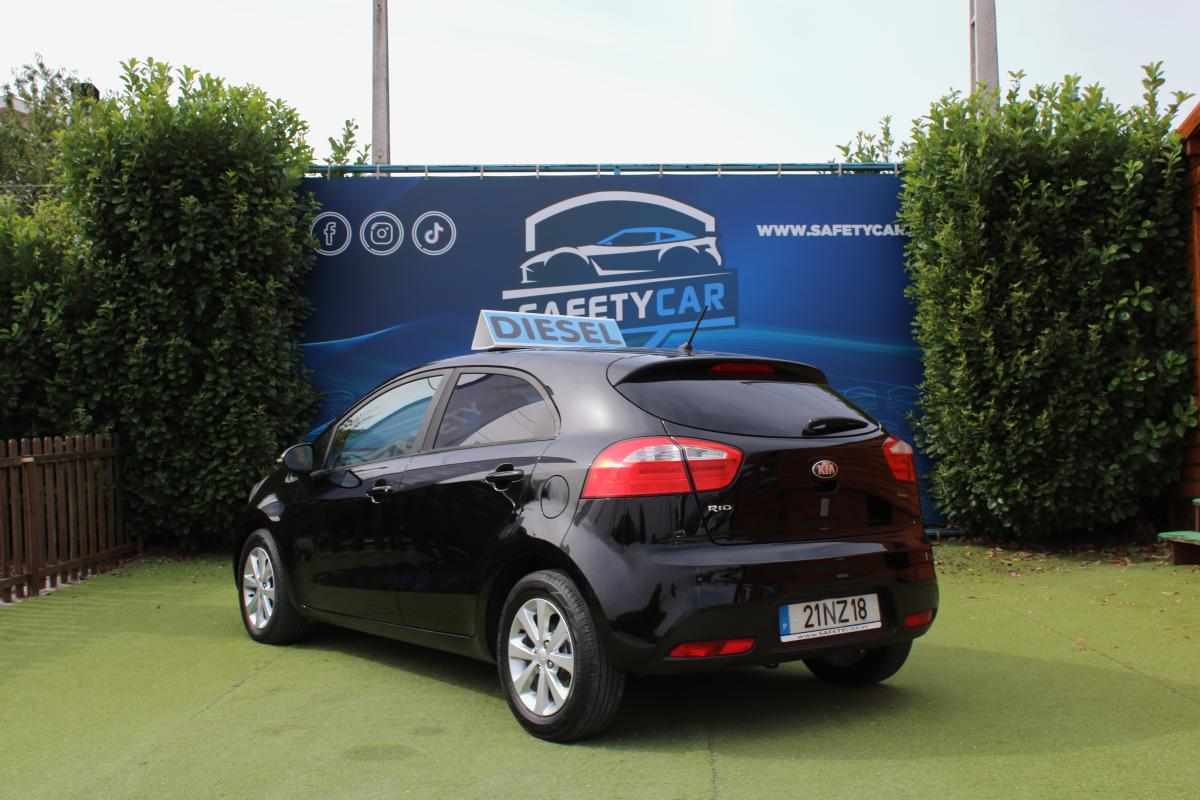 kia-rio-1-1-crdi-2013-diesel-1120cc