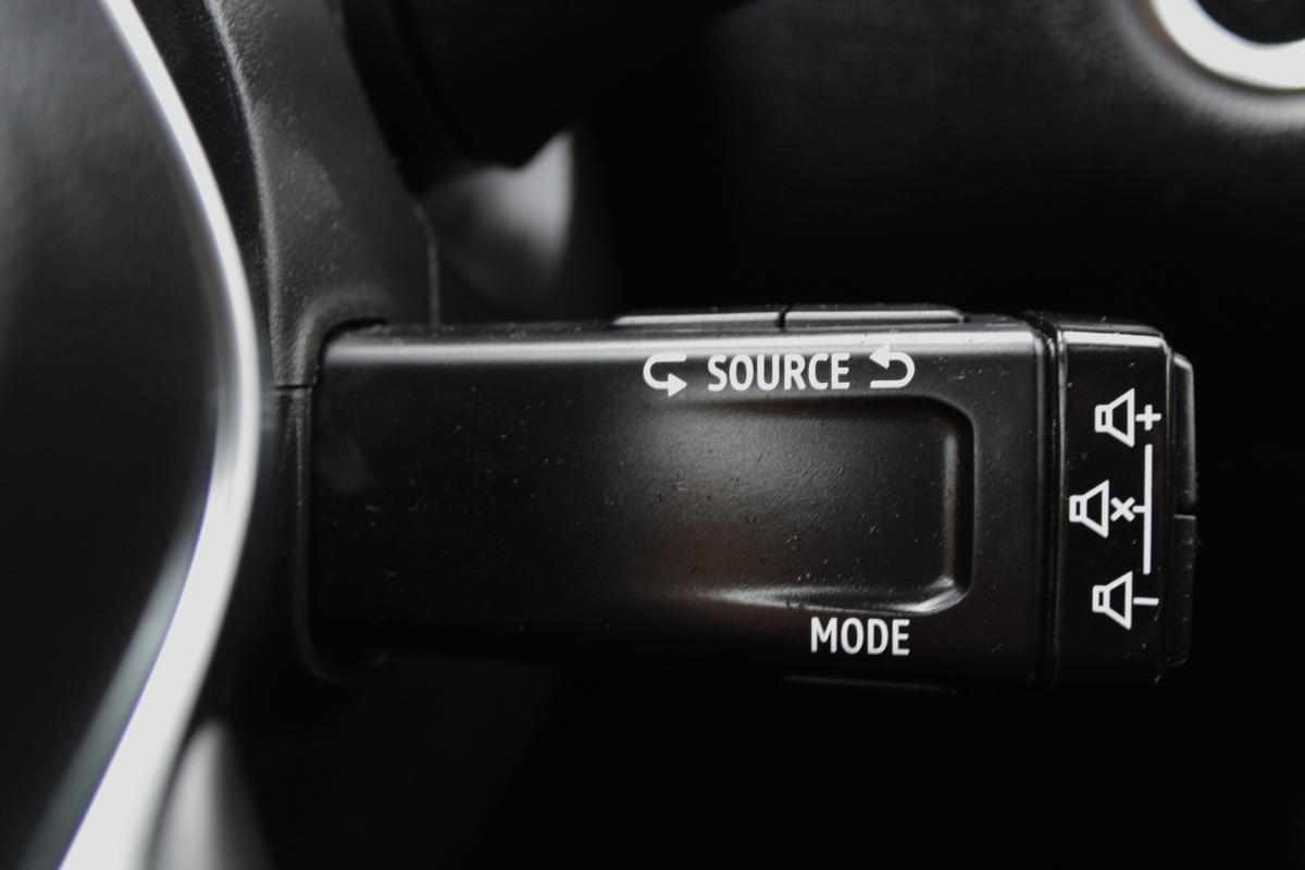 renault-captur-1-0-tce-2023-gasolina-999cc